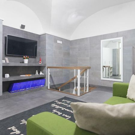 Апартаменты Relais Nevel Ai Decumani Неаполь Экстерьер фото