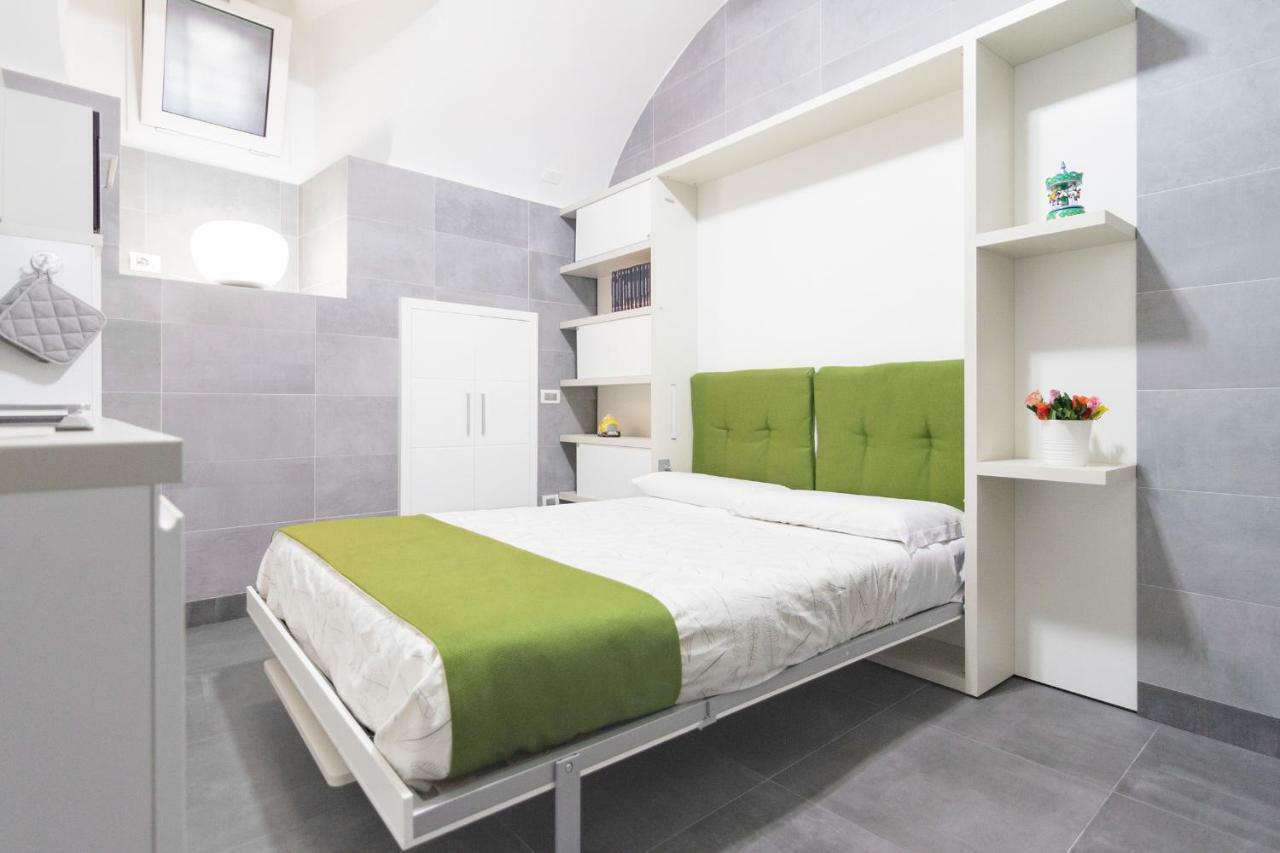 Апартаменты Relais Nevel Ai Decumani Неаполь Экстерьер фото